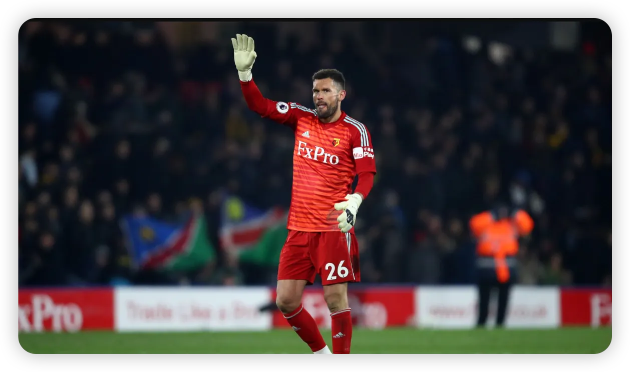 A Harmonious Goalkeeping Unit