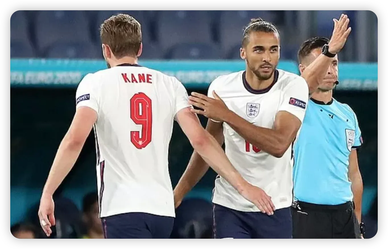 Social Media: Navigating Modern Football's Minefield